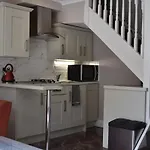 Alensgrove Maisonette D Hébergement de vacances Leixlip