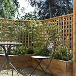 Hébergement de vacances Alensgrove Maisonette D *