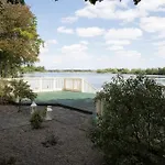 Alensgrove Maisonette D בית נופש